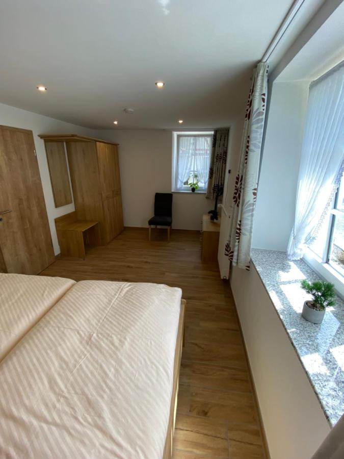 Ferienhaus Freimuth Mesenich Esterno foto